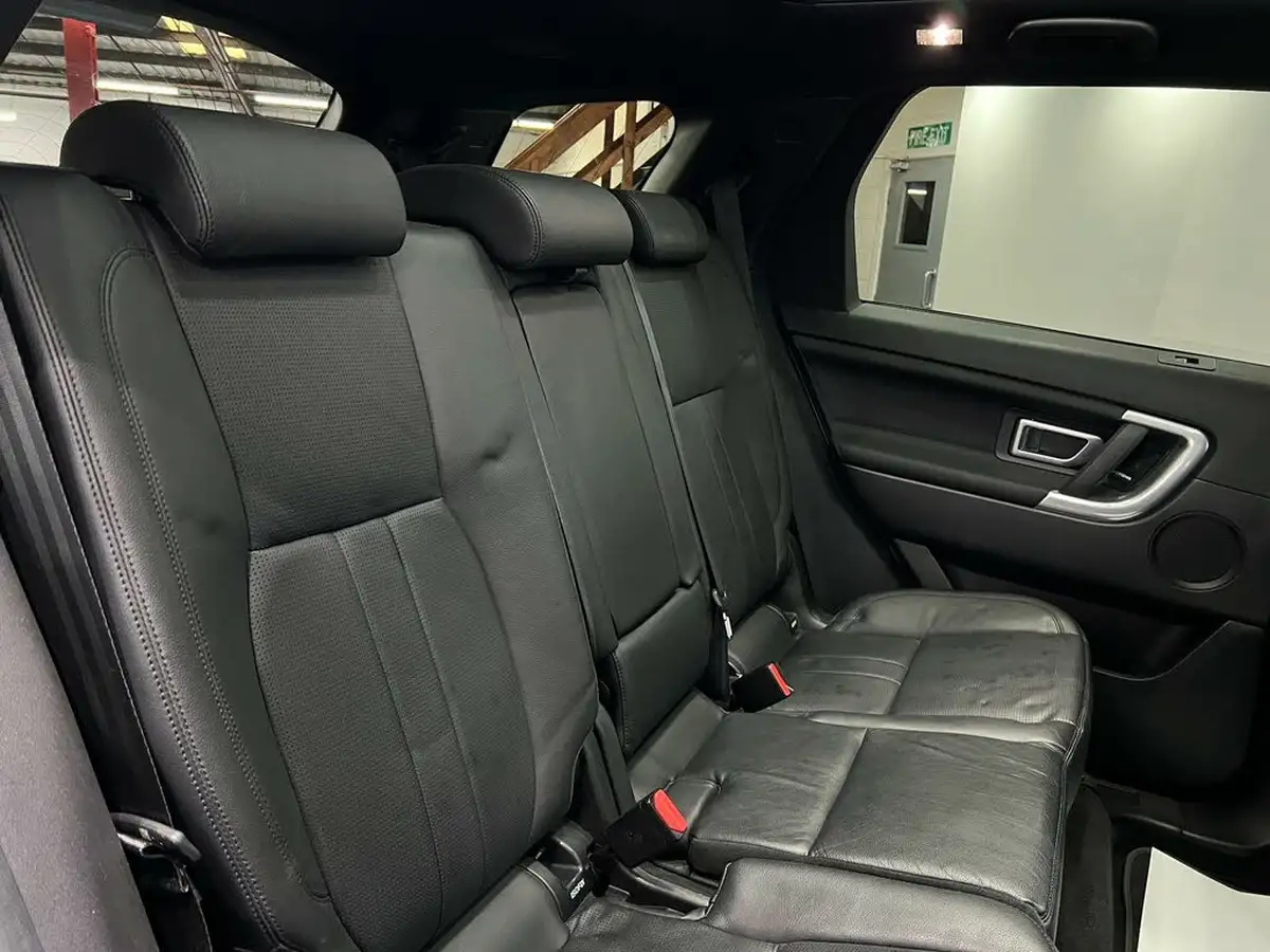 2019-land-rover-discovery-sport-20td4-landmark-big-64