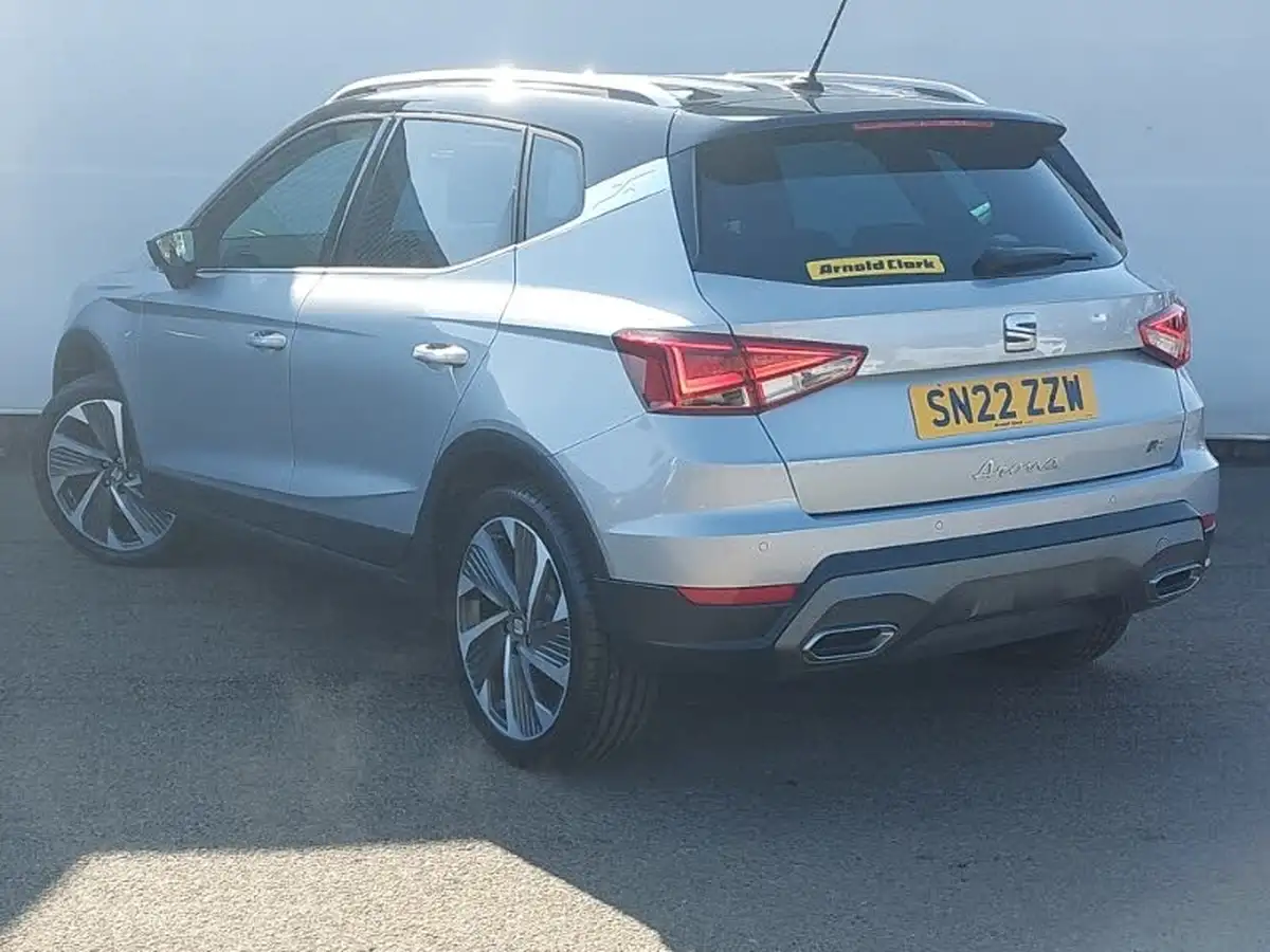 2022-seat-arona-10-tsi-fr-sport-big-1
