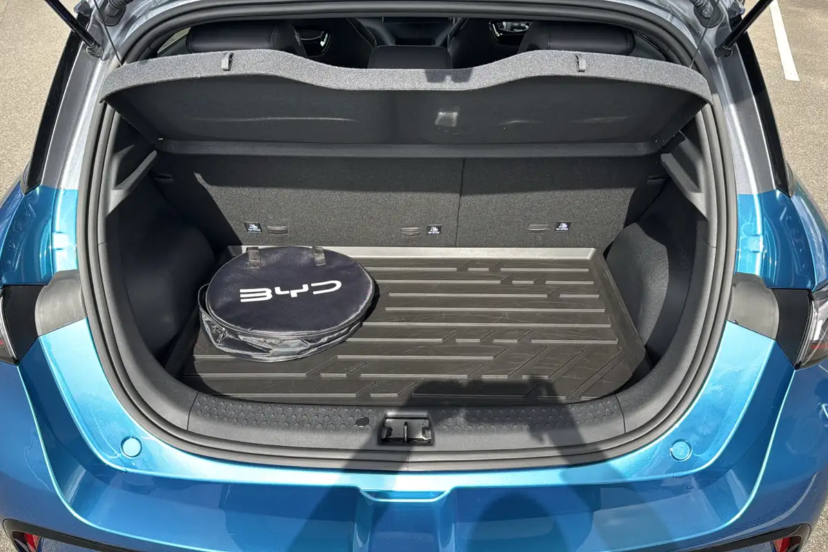2024-byd-dolphin-e-design-big-16