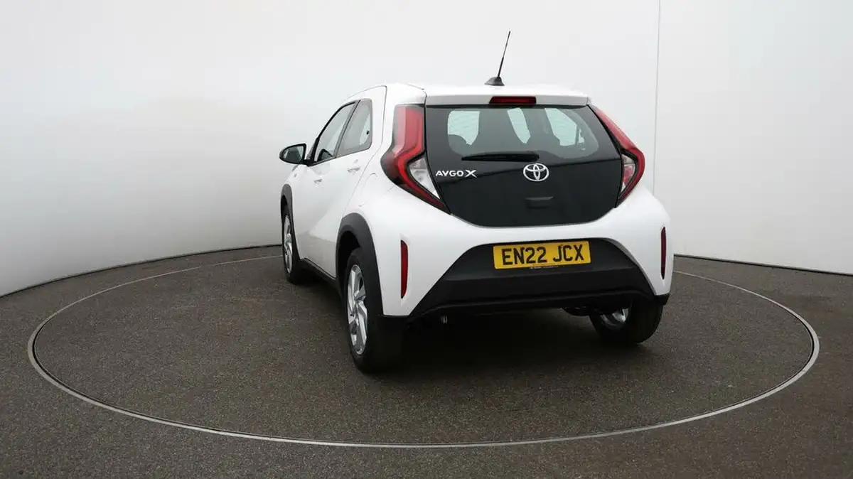 2022-toyota-aygo-x-10-vvt-i-pure-big-52