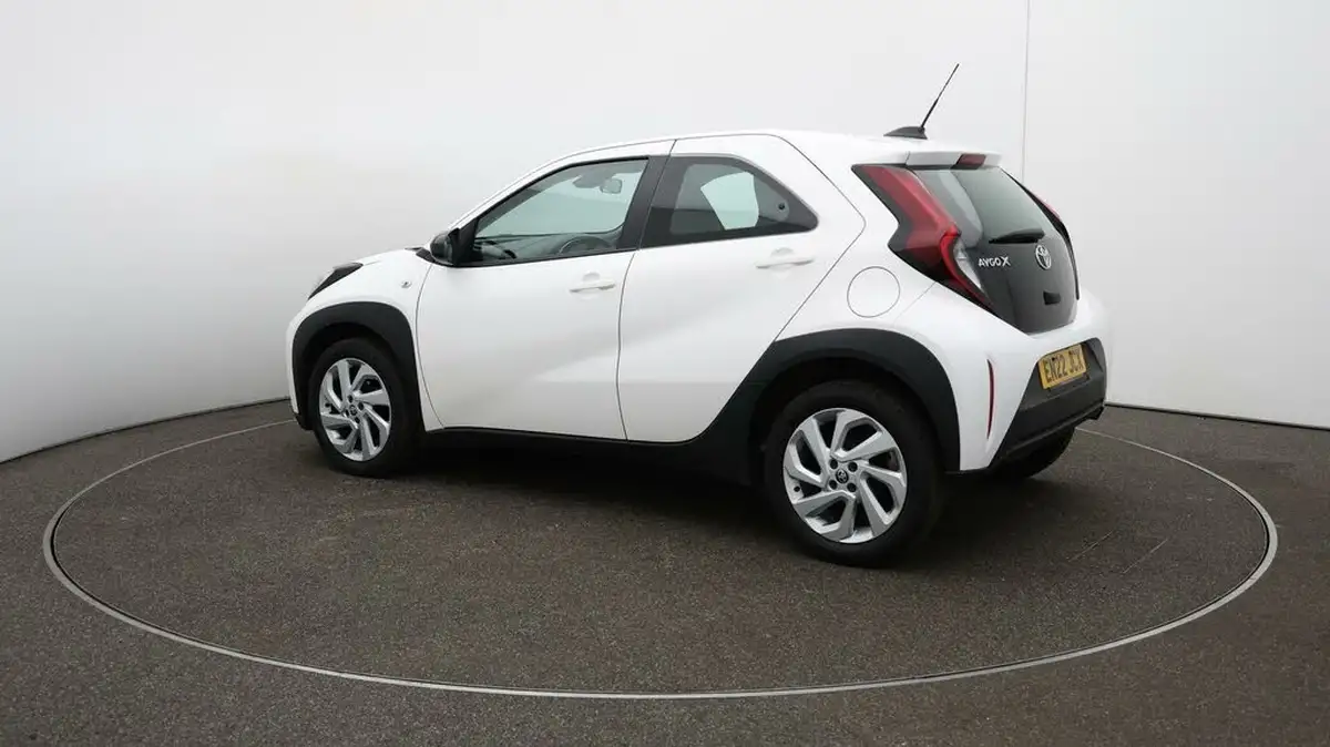 2022-toyota-aygo-x-10-vvt-i-pure-big-28