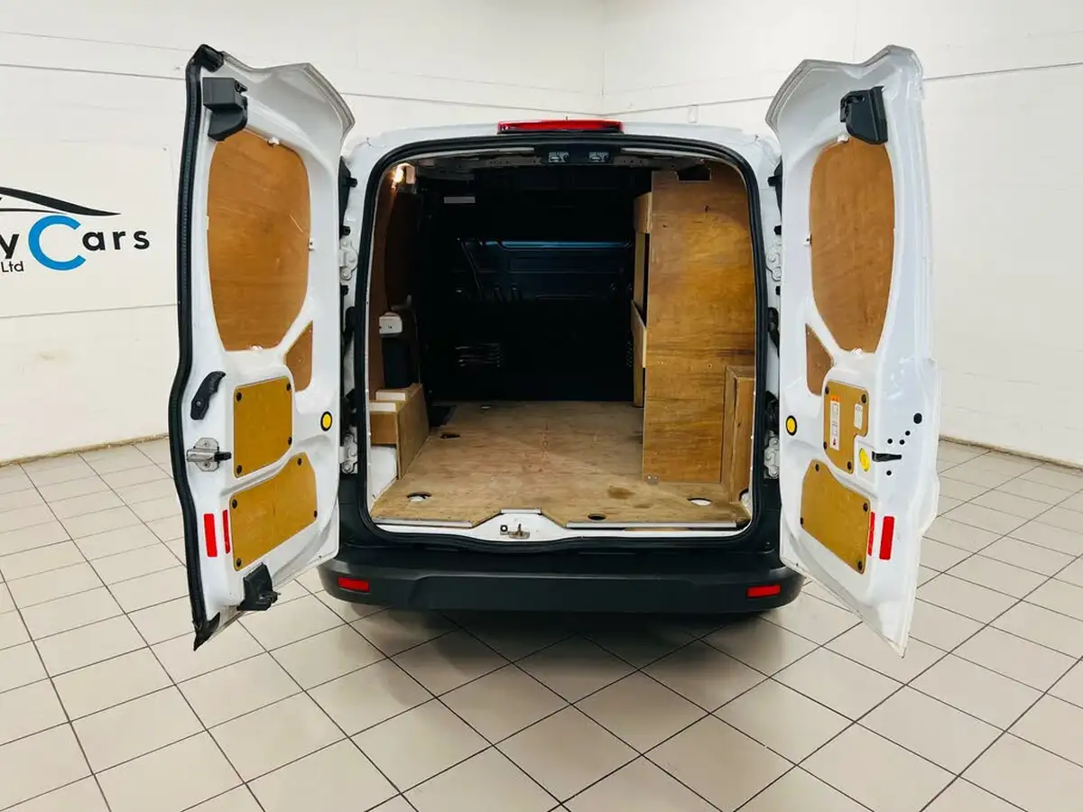 2017-ford-transit-connect-15tdci-l1-220-100pseu6-panel-van-big-31