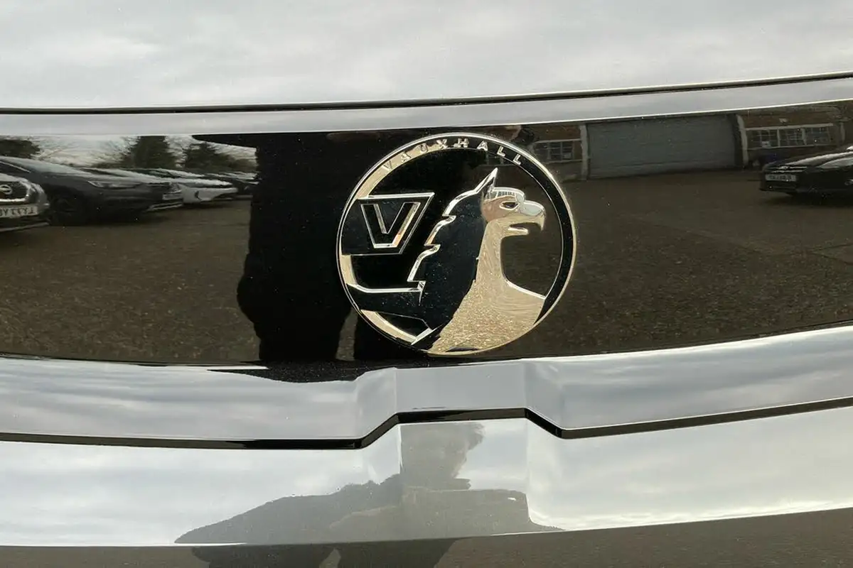 2024-vauxhall-vivaro-life-e-combi-50kwh-big-19
