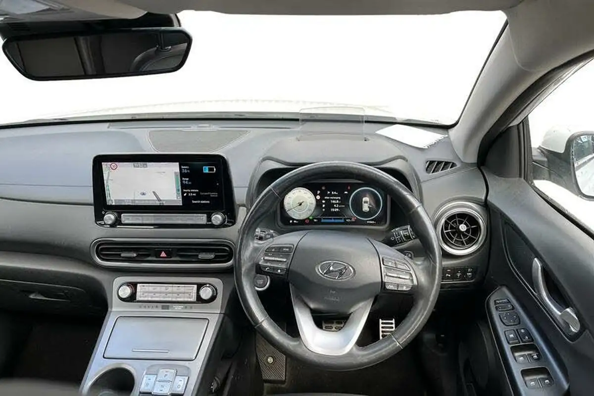 2021-hyundai-kona-e-ultimate-big-10