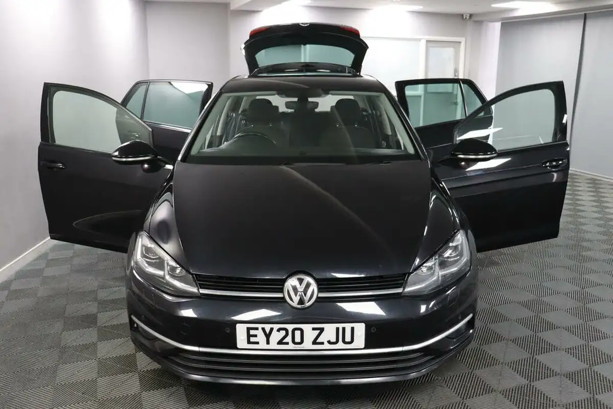 2020-volkswagen-golf-16tdi-match-edition-hatchback-big-5