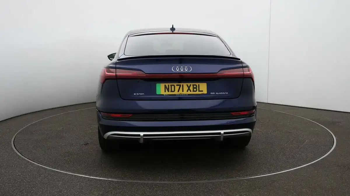 2021-audi-e-tron-55e-s-line-sportback-big-53
