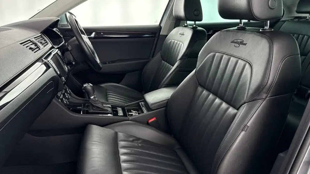2017-skoda-superb-20-tsi-laurin-klement-220ps-hatchback-big-44