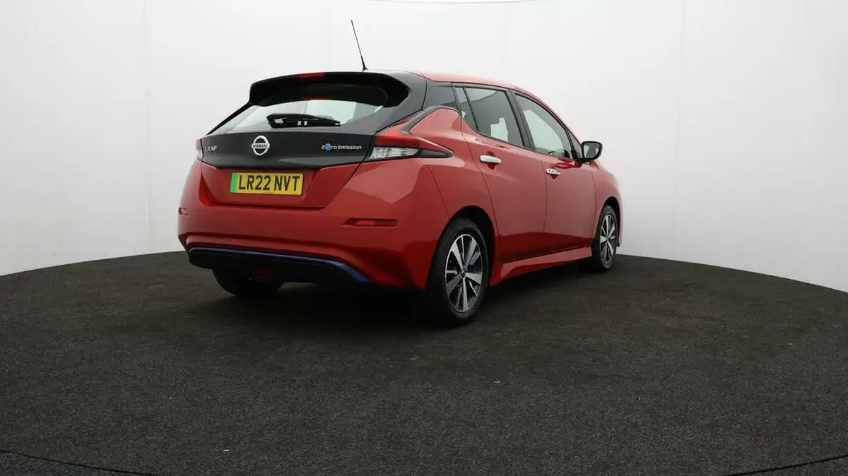 2022-nissan-leaf-e-acenta-big-74