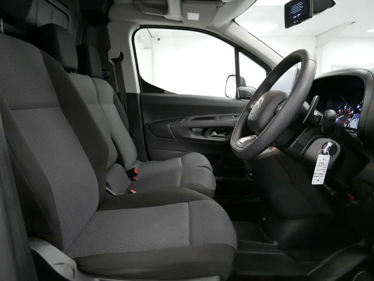 2020-citroen-berlingo-15bluehdi-1000-enterprise-130pseu6dt-e-ss-panel-eat8-big-27