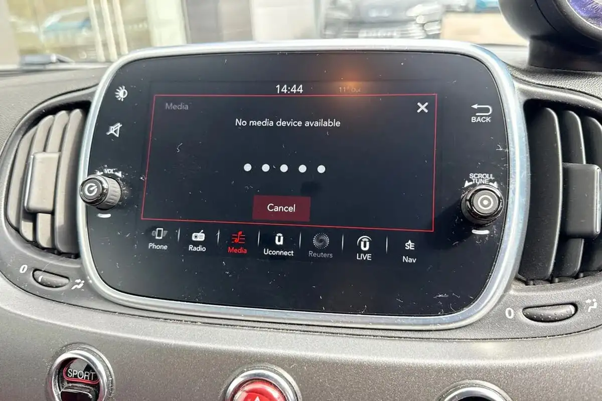2018-abarth-595-14-tjet-turismo-big-44
