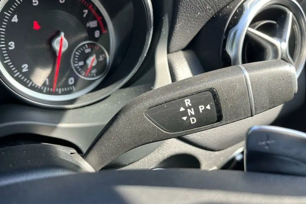 2019-mercedes-benz-gla-class-16-gla-180-amg-line-edition-7g-dct-big-14