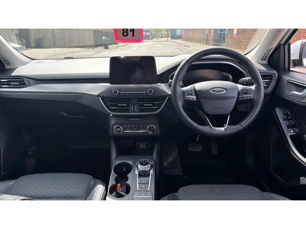 2022-ford-focus-big-9