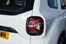 2022-dacia-duster-10-tce-comfort-100bhp-bi-fuel-station-wagon-5d-small-16