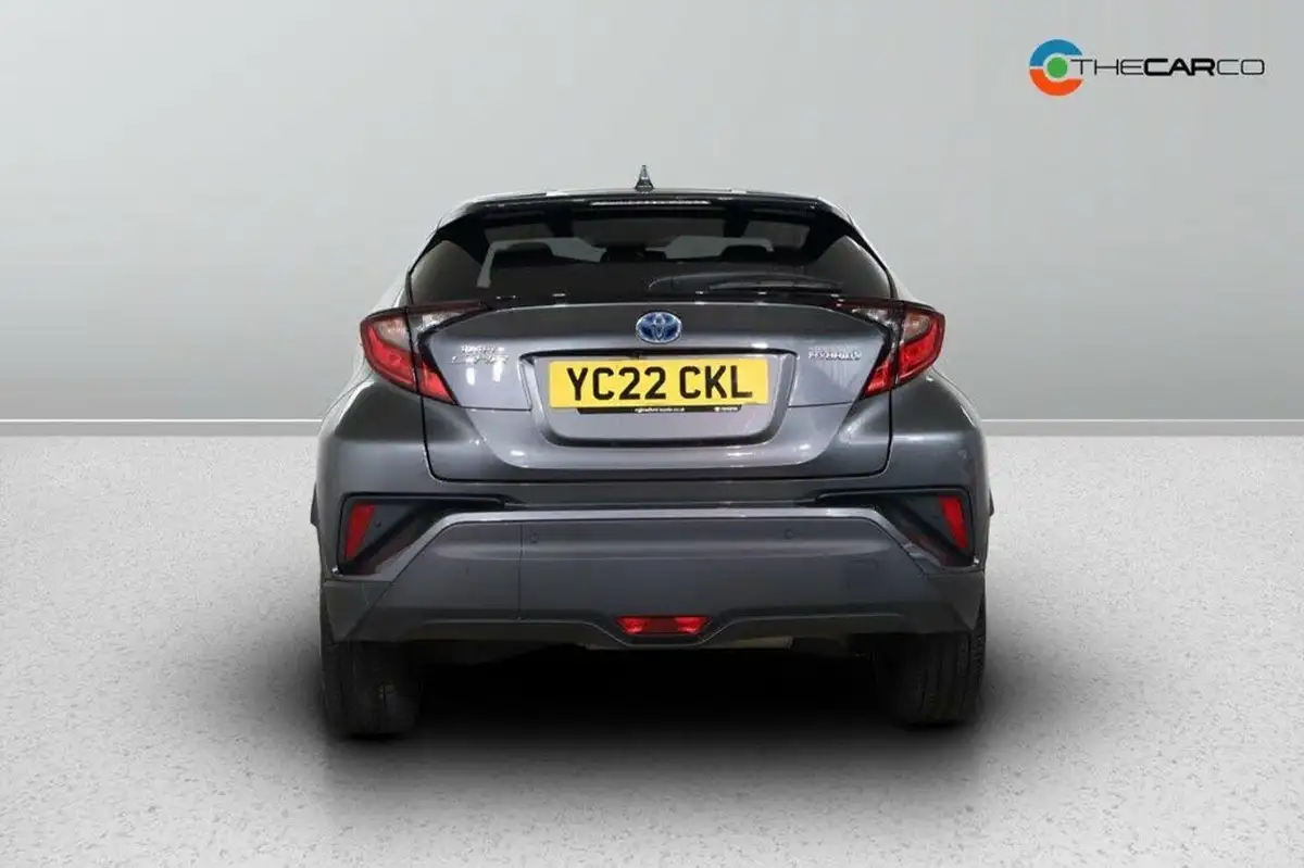 2022-toyota-c-hr-18-vvt-i-design-big-5