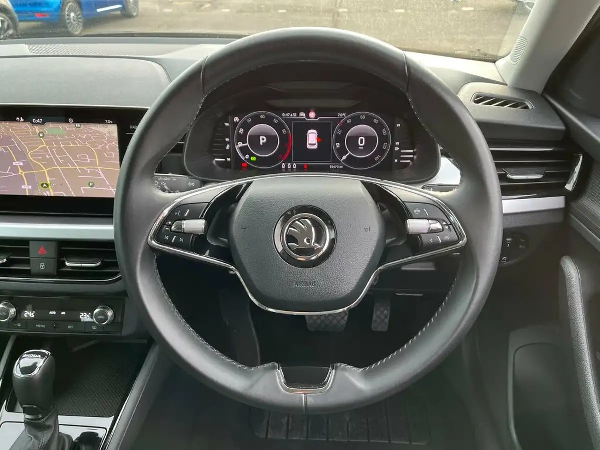 2021-skoda-kamiq-10-tsi-se-l-109ps-dsg-big-18