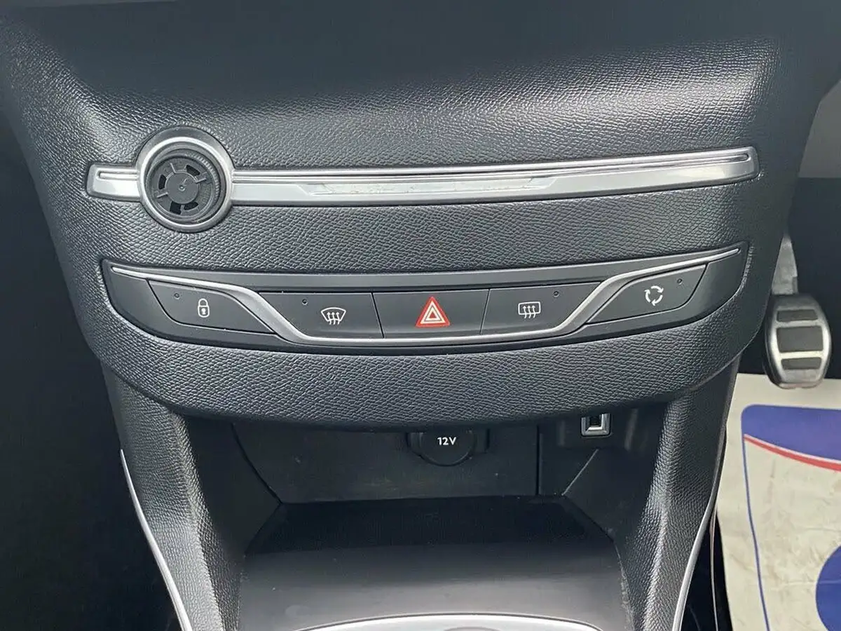 2018-peugeot-308-20-bluehdi-gt-line-big-33
