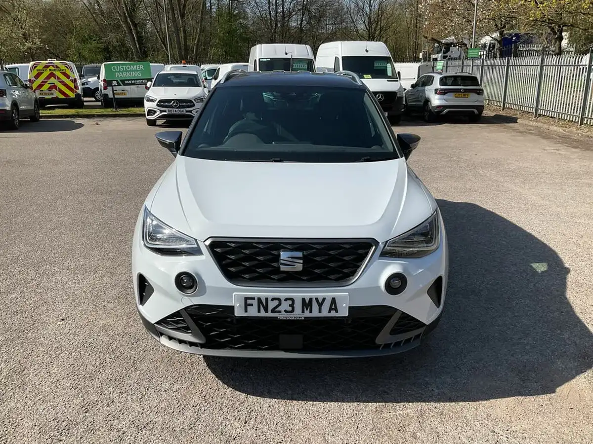 2023-seat-arona-10-tsi-fr-sport-big-2