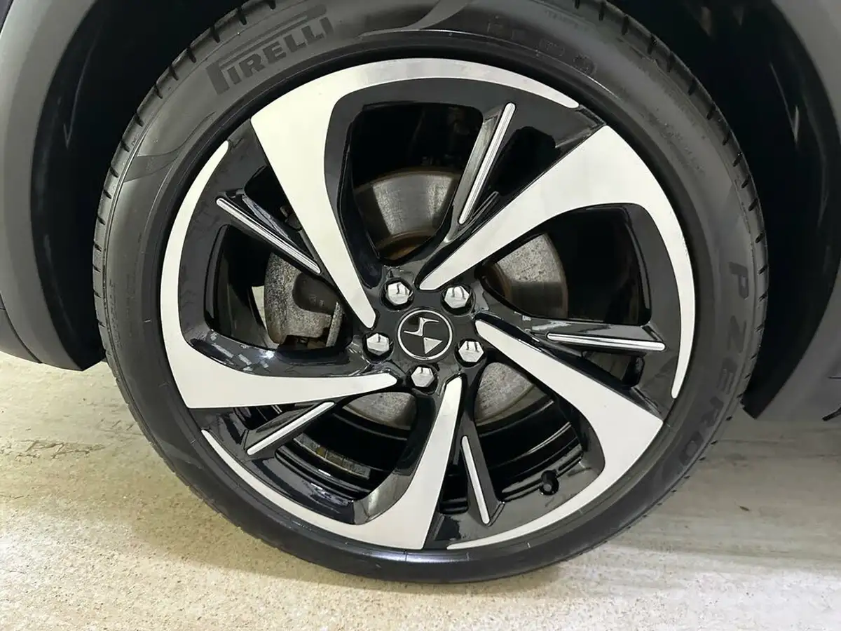 2021-ds-ds-7-crossback-e-tense-opera-300ps-4x4-big-33