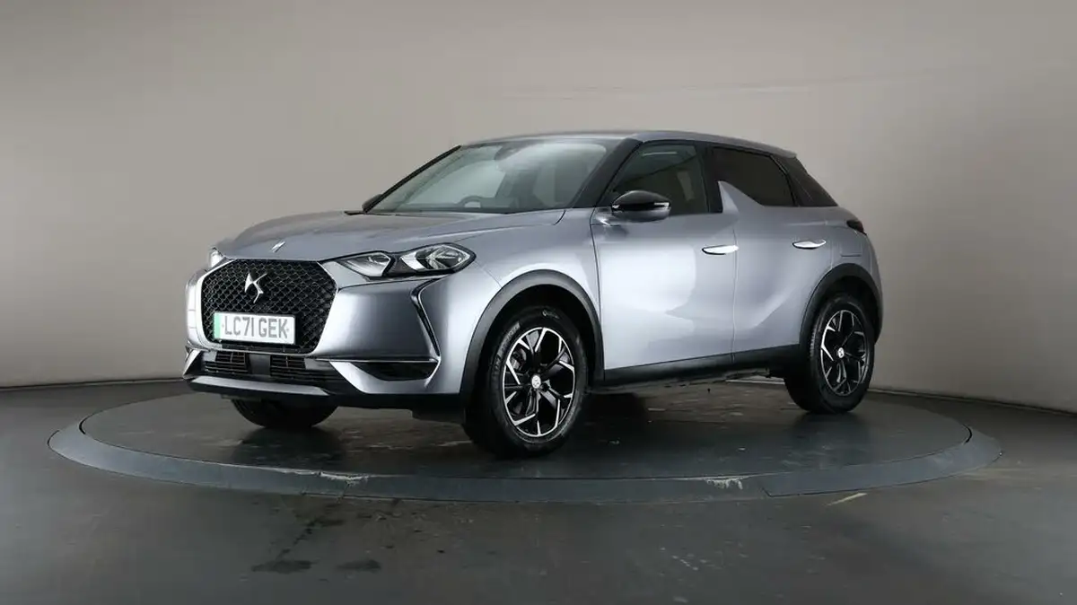 2021-ds-ds-3-crossback-e-tense-prestige-big-36