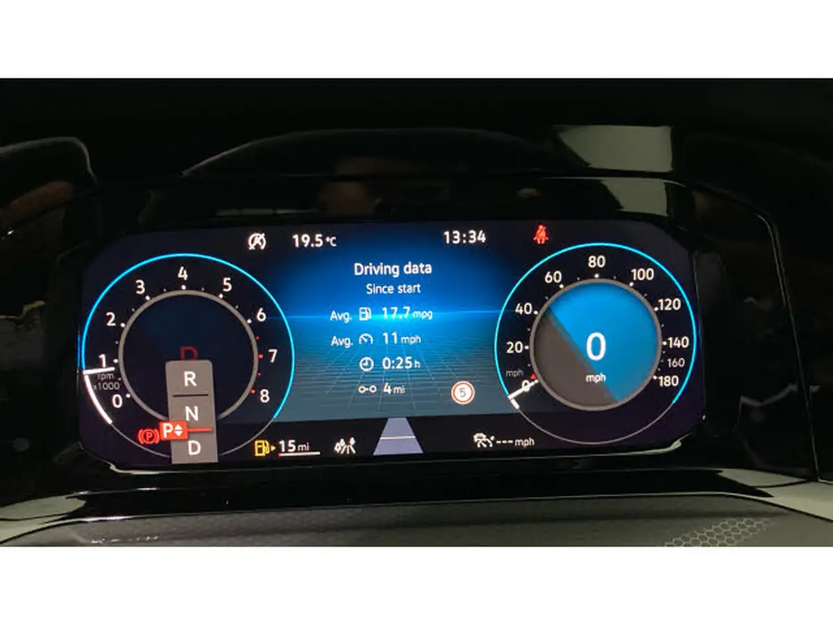 2024-volkswagen-golf-20-tsi-gti-245ps-big-10