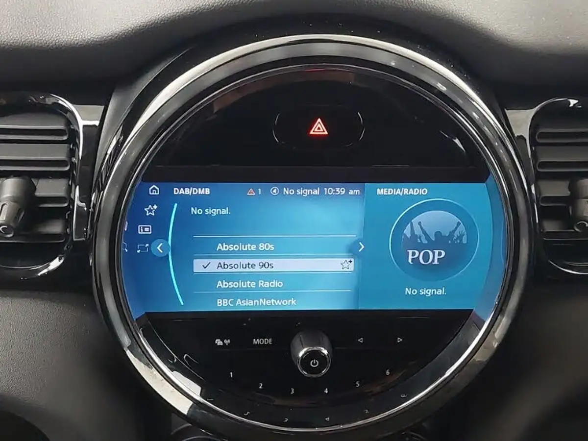 2021-mini-cooper-15-one-classic-3d-big-9