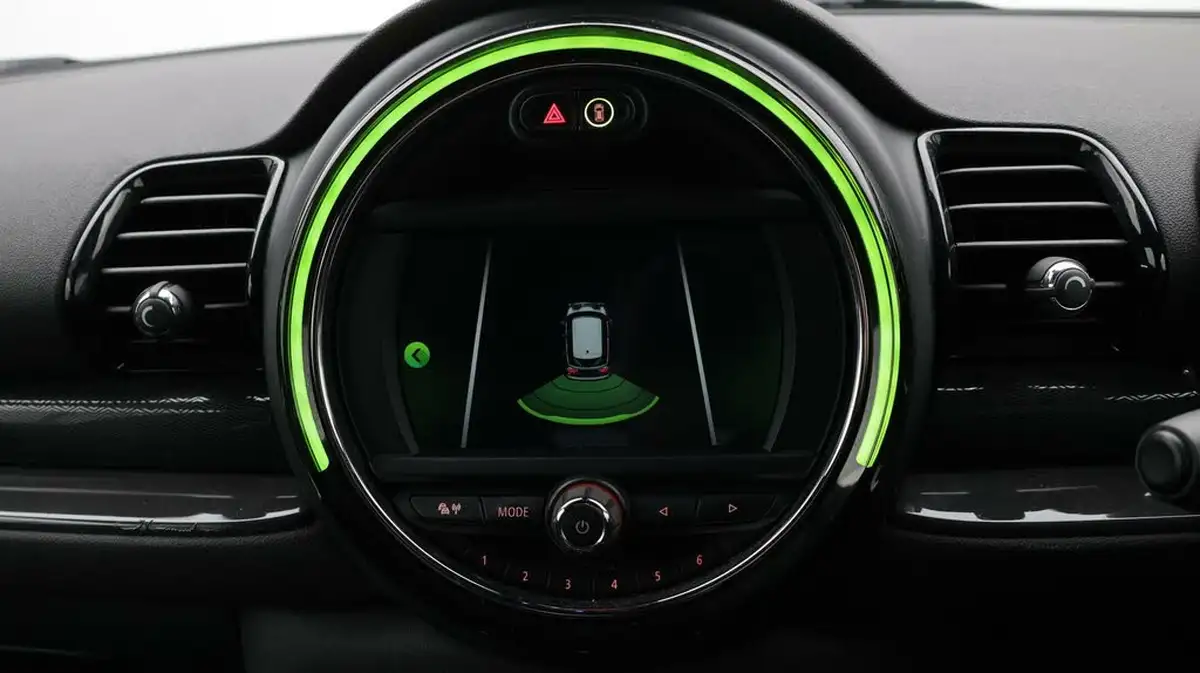 2019-mini-clubman-20td-cooper-d-sport-big-26