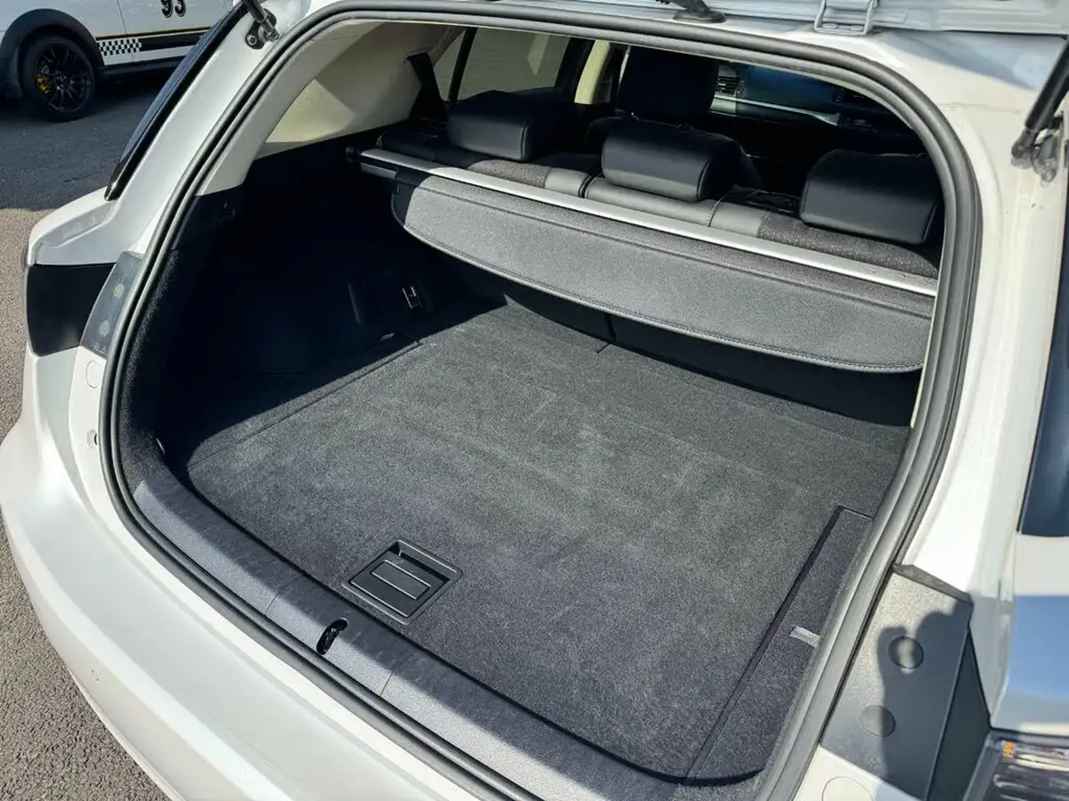 2015-lexus-ct-200h-18-advance-plus-big-21