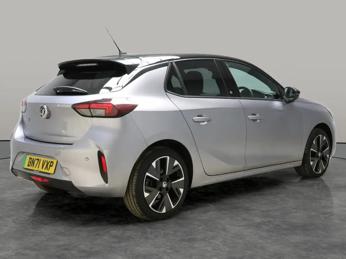 2021-vauxhall-corsa-e-sri-premium-big-9