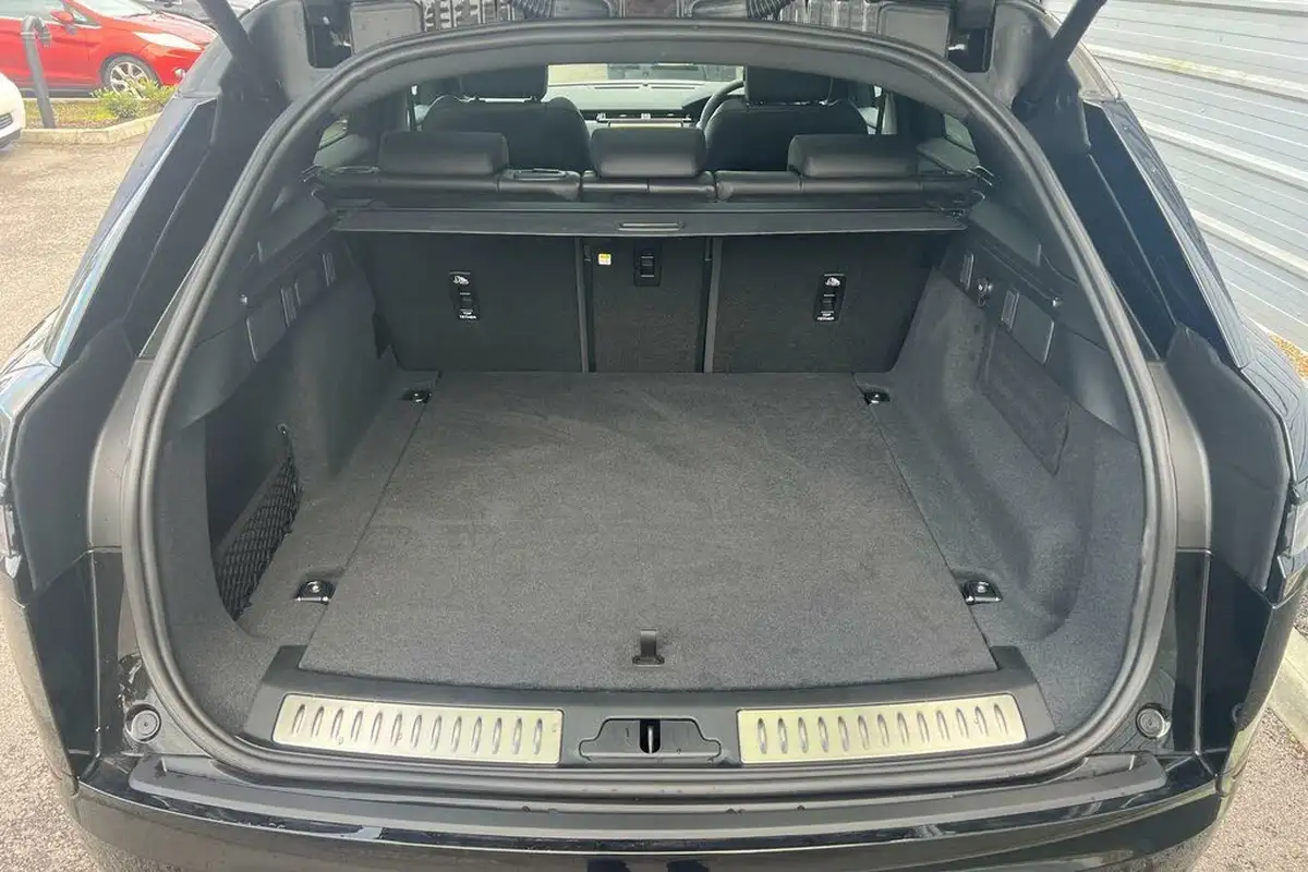2024-land-rover-range-rover-velar-20-d200-dynamic-se-big-24