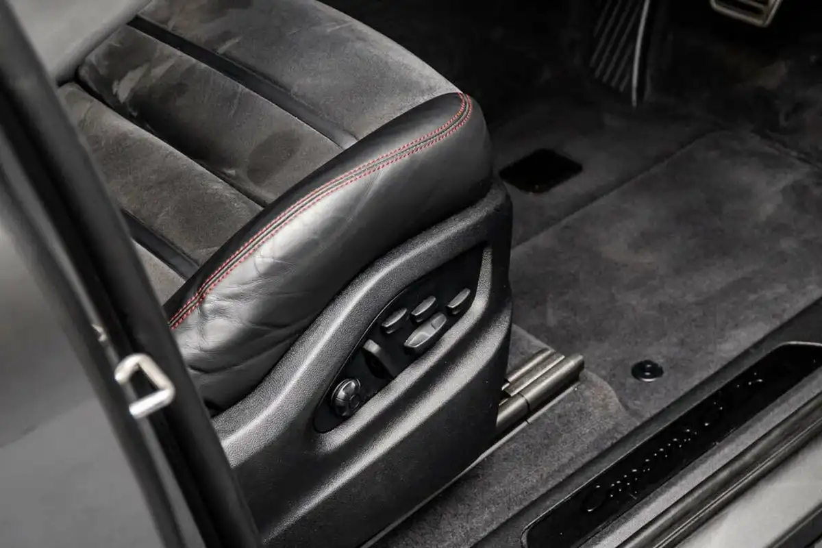 2023-porsche-cayenne-40-v8-gts-station-wagon-big-38