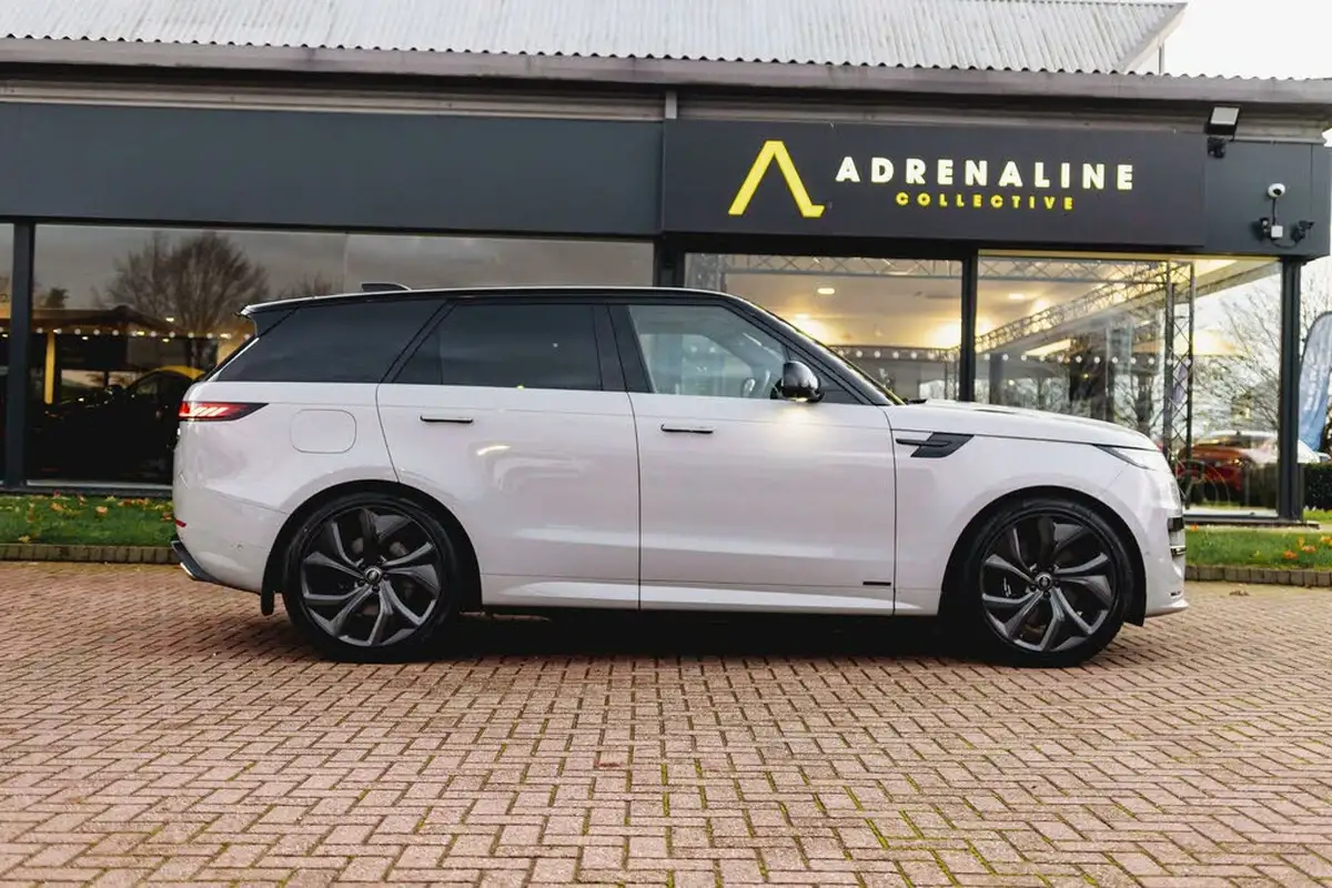 2023-land-rover-range-rover-sport-30-p440e-autobiography-big-4