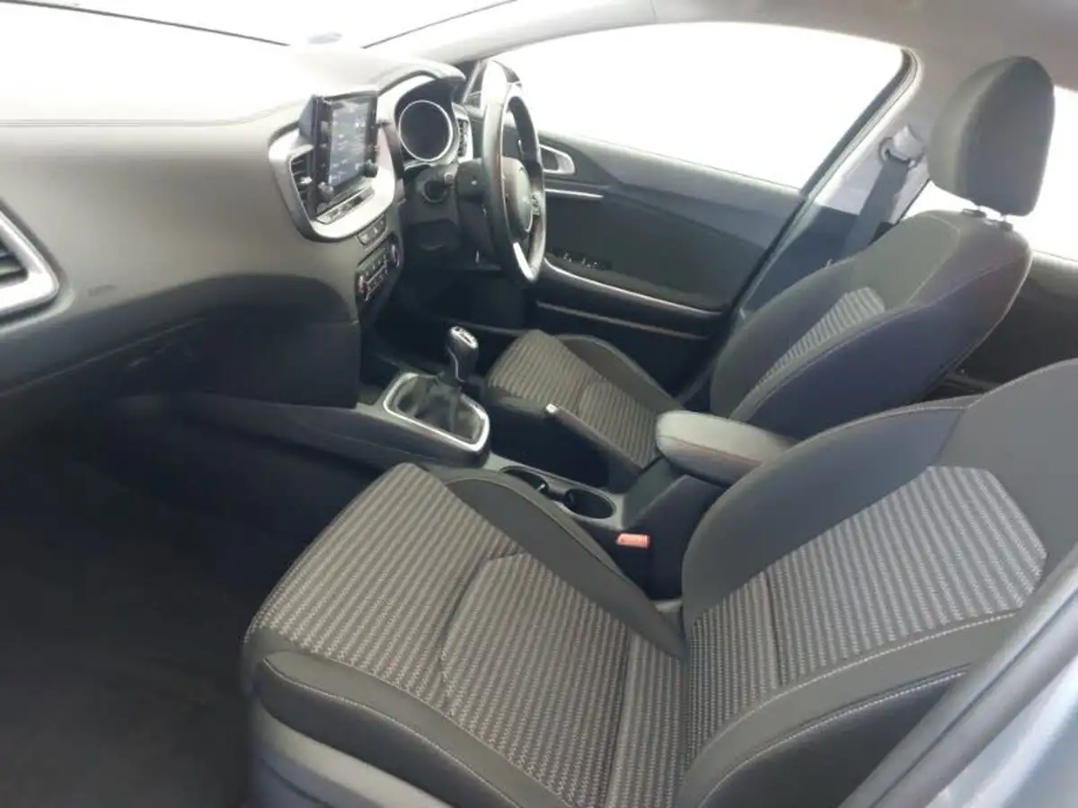 2022-kia-xceed-10-t-gdi-2-big-4
