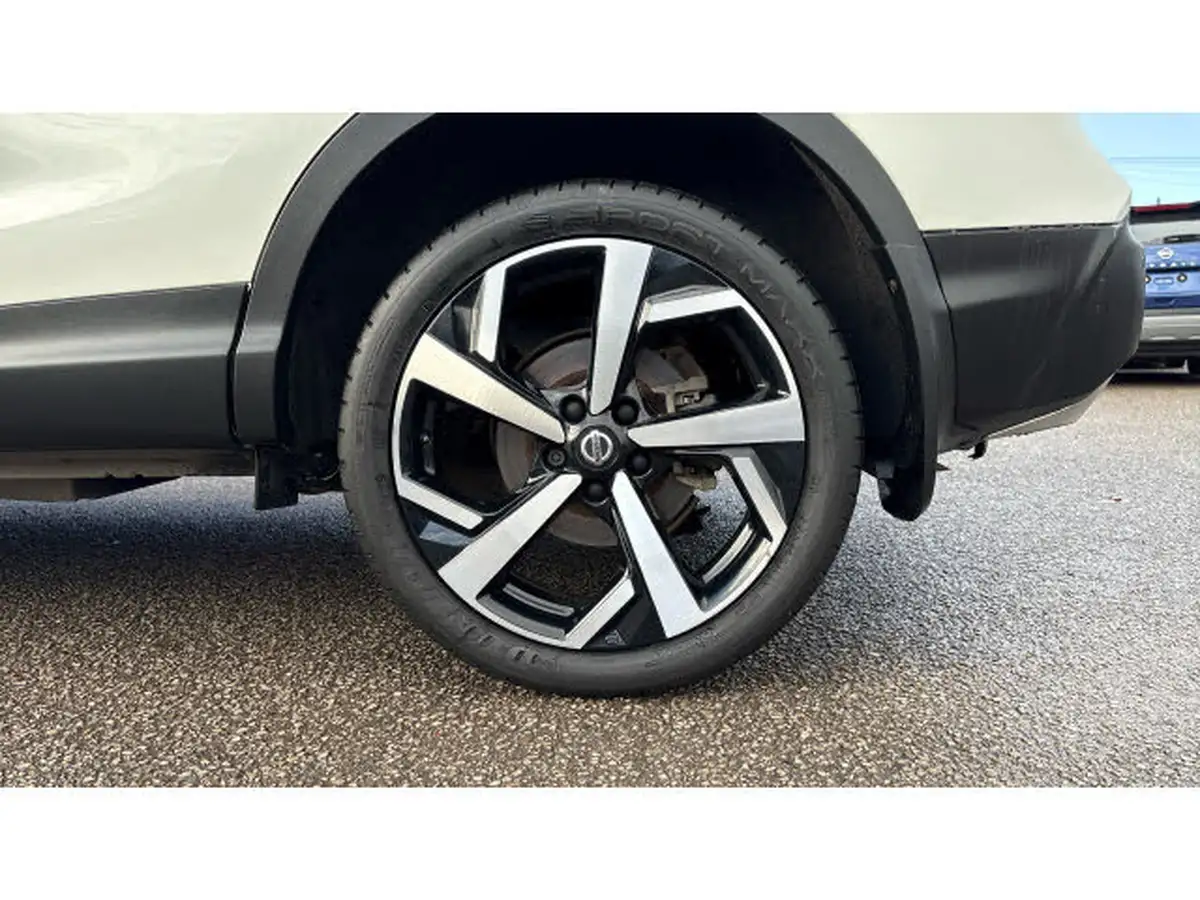 2020-nissan-qashqai-13-dig-t-tekna-160ps-big-6