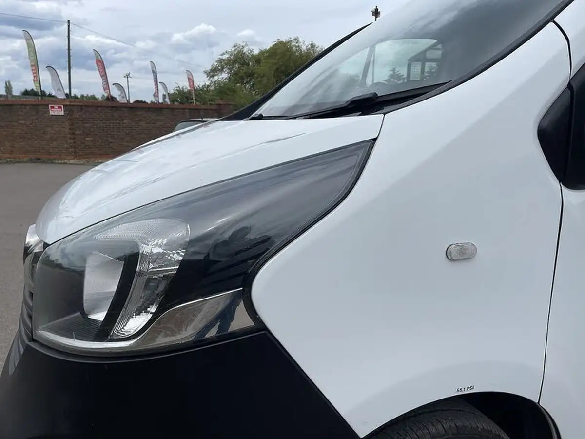 2016-vauxhall-vivaro-16cdti-2900-ecoflex-l1h1-90ps-panel-van-big-12