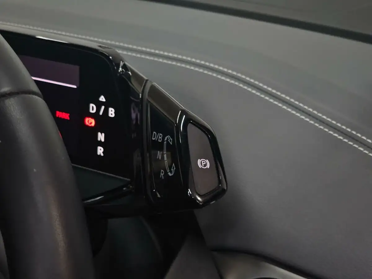 2023-volkswagen-id5-e-tech-204ps-performance-big-78