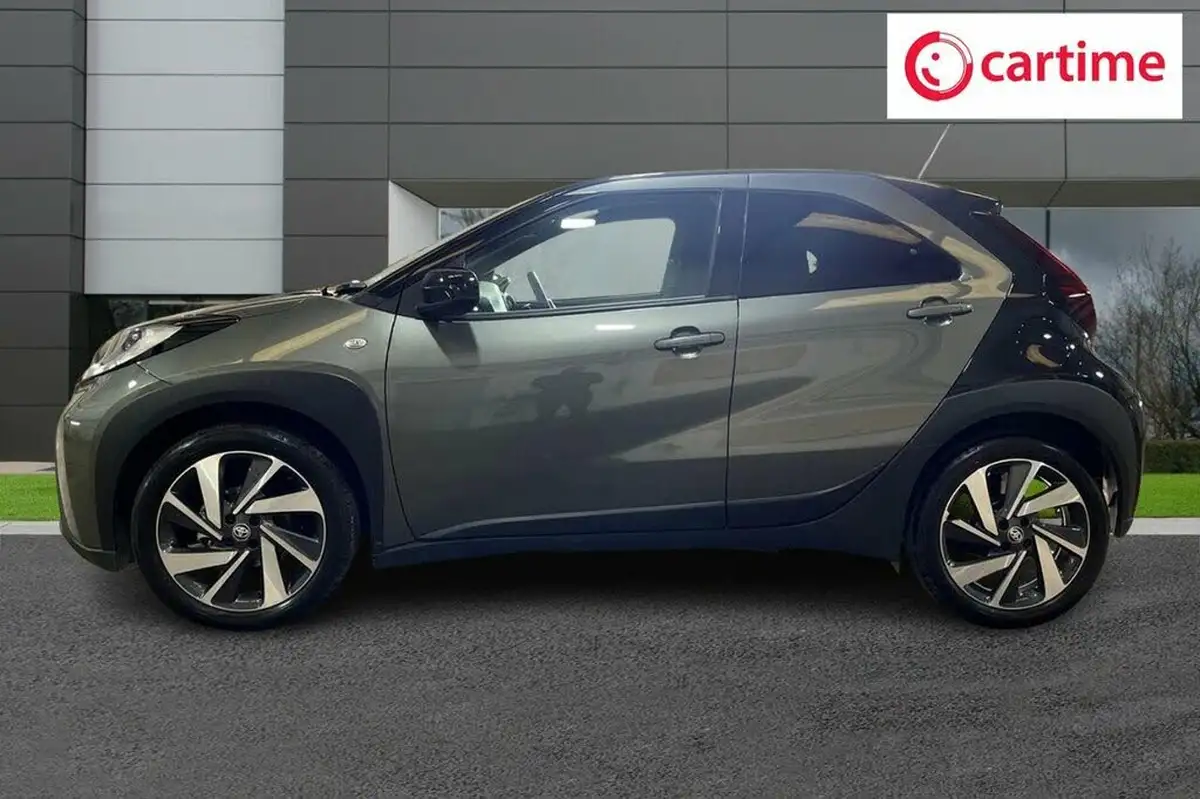 2023-toyota-aygo-x-10-vvt-i-edge-big-2