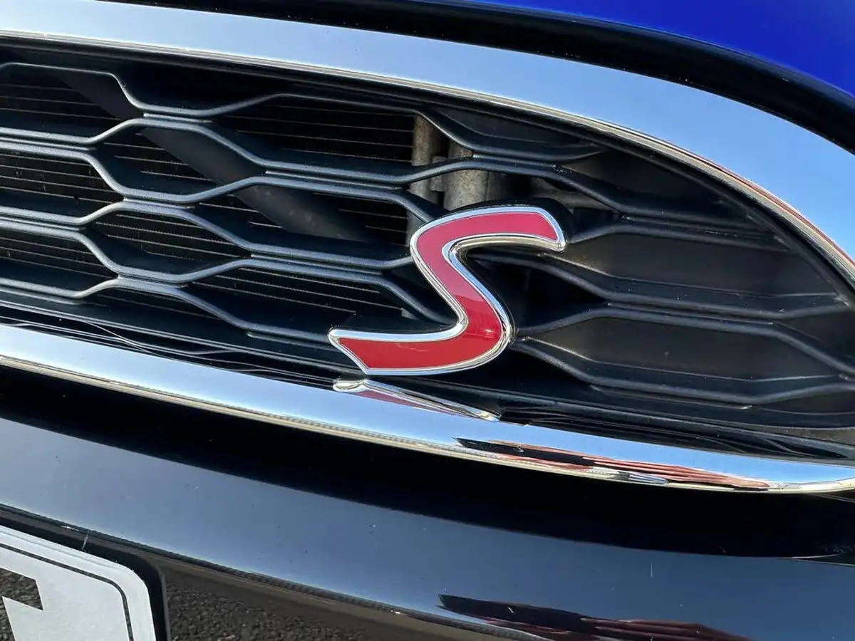 2019-mini-cooper-20-cooper-s-exclusive-189bhp-hatchback-5d-big-10