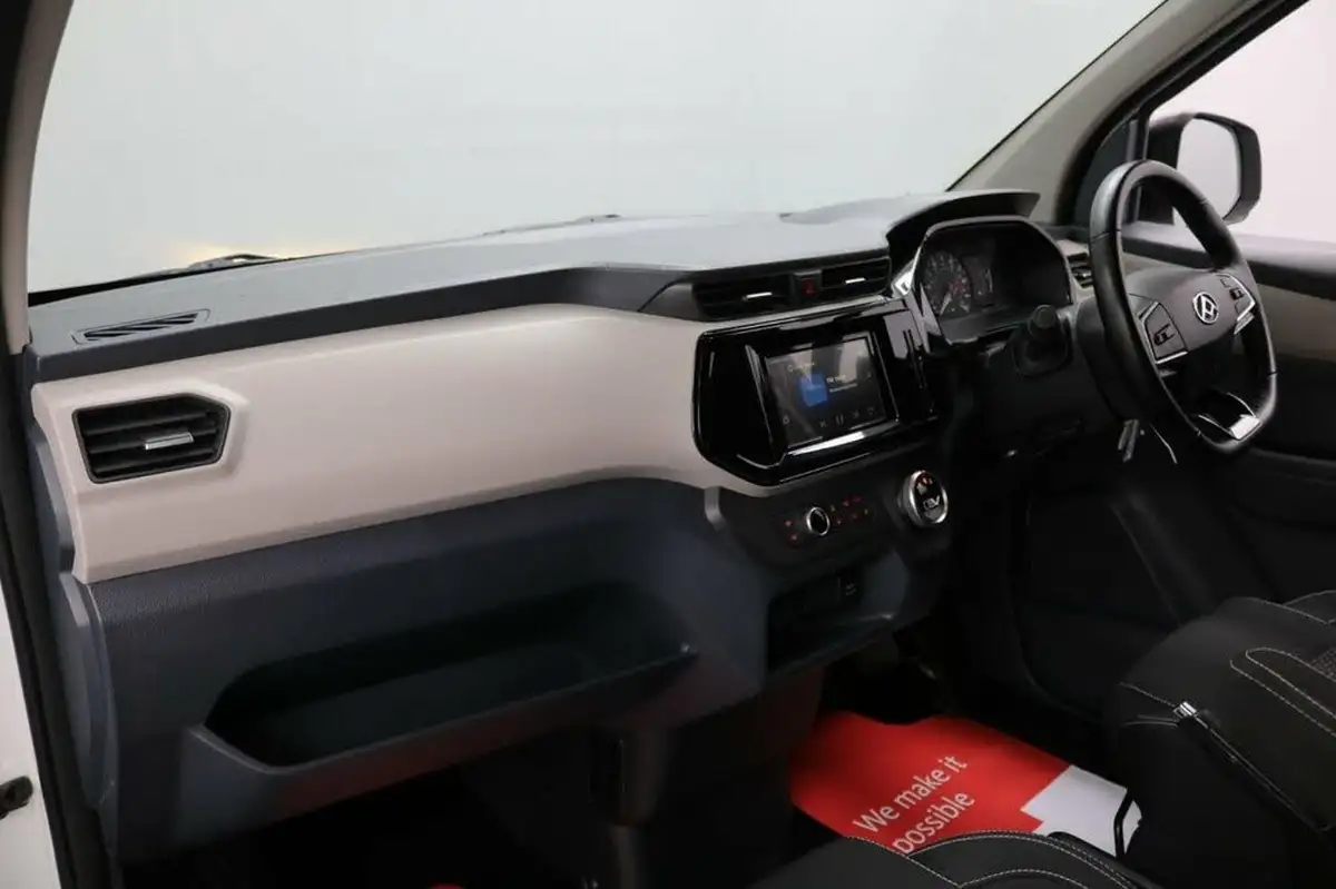 2021-maxus-e-deliver-3-e-l1h1-35kwh-big-23