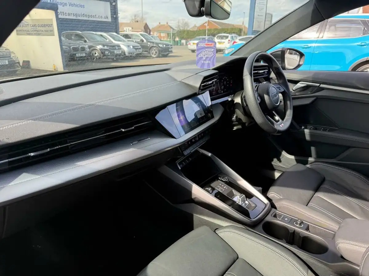 2023-audi-a3-10-30-tfsi-s-line-sportback-5d-tronic-big-18