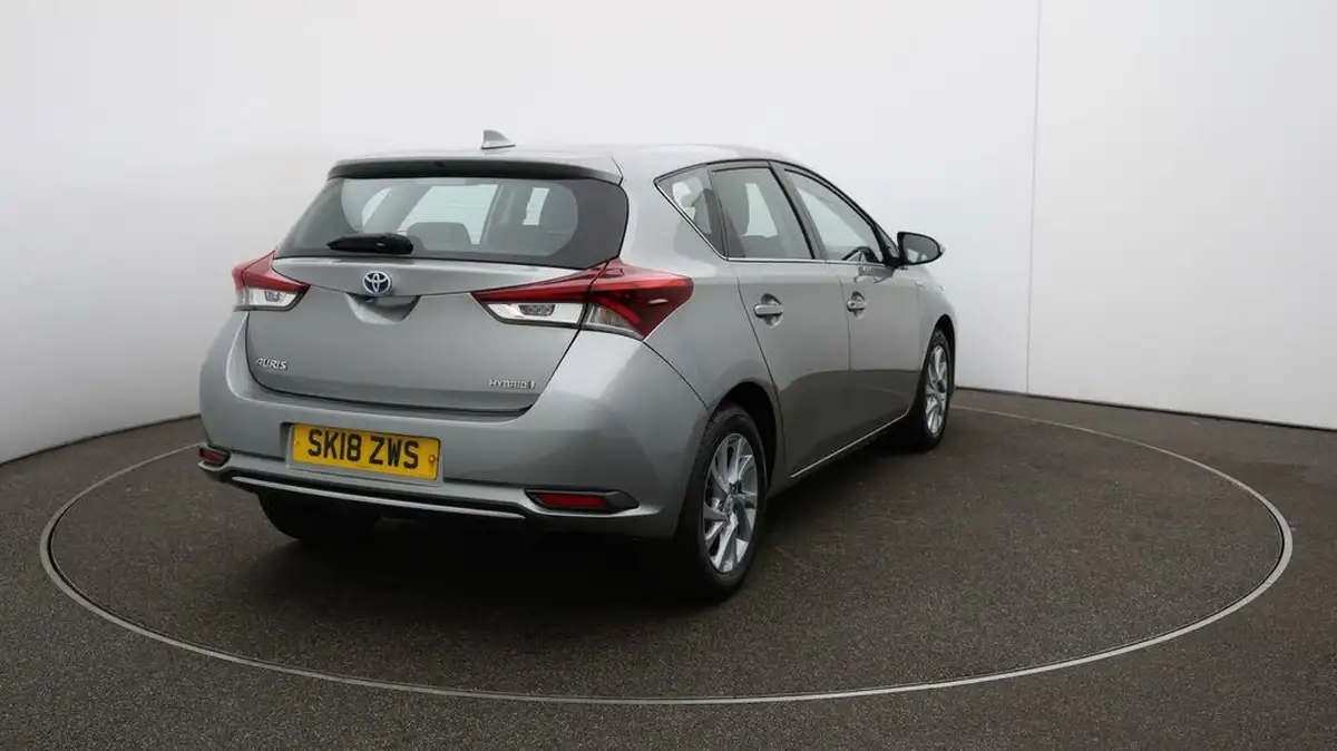 2018-toyota-auris-18-vvt-i-hsd-icon-tech-hatchback-big-46