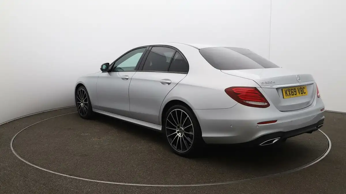 2019-mercedes-benz-e-class-20d-e220d-amg-line-night-edition-premium-saloon-4d-big-53