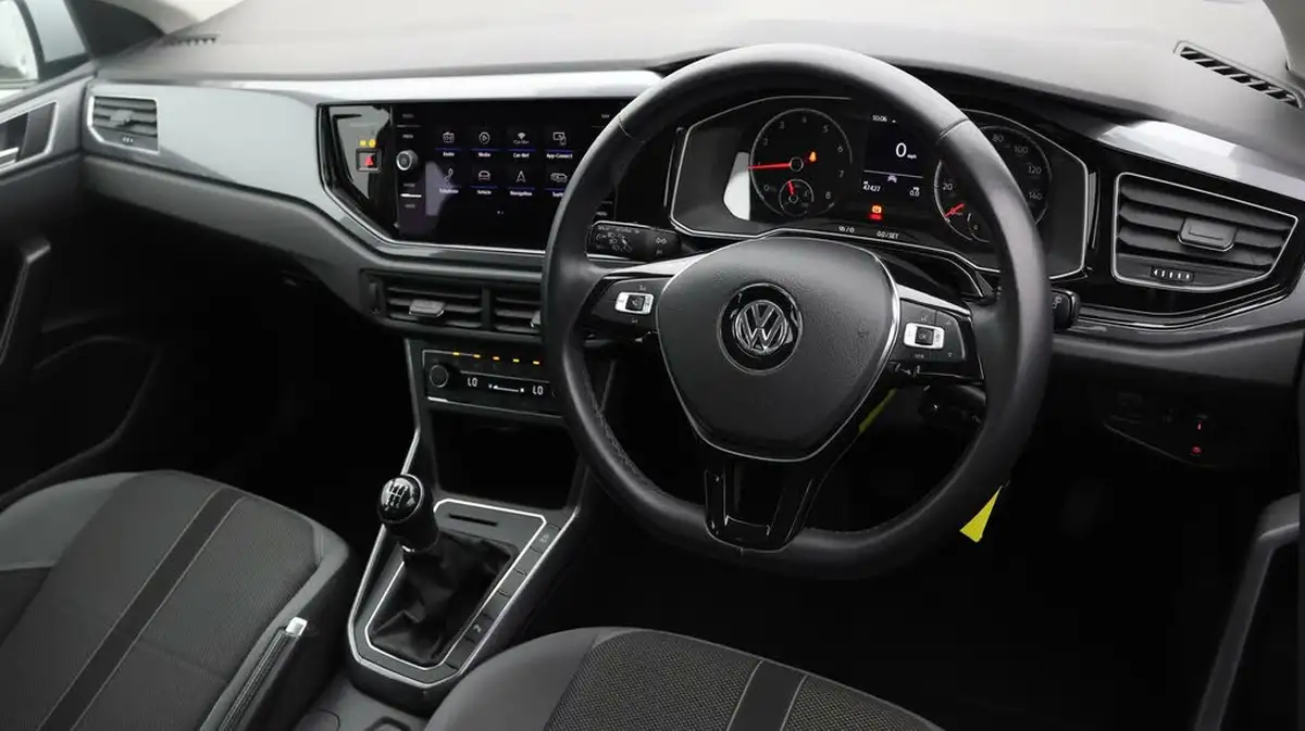2021-volkswagen-polo-10-tsi-sel-115ps-big-8
