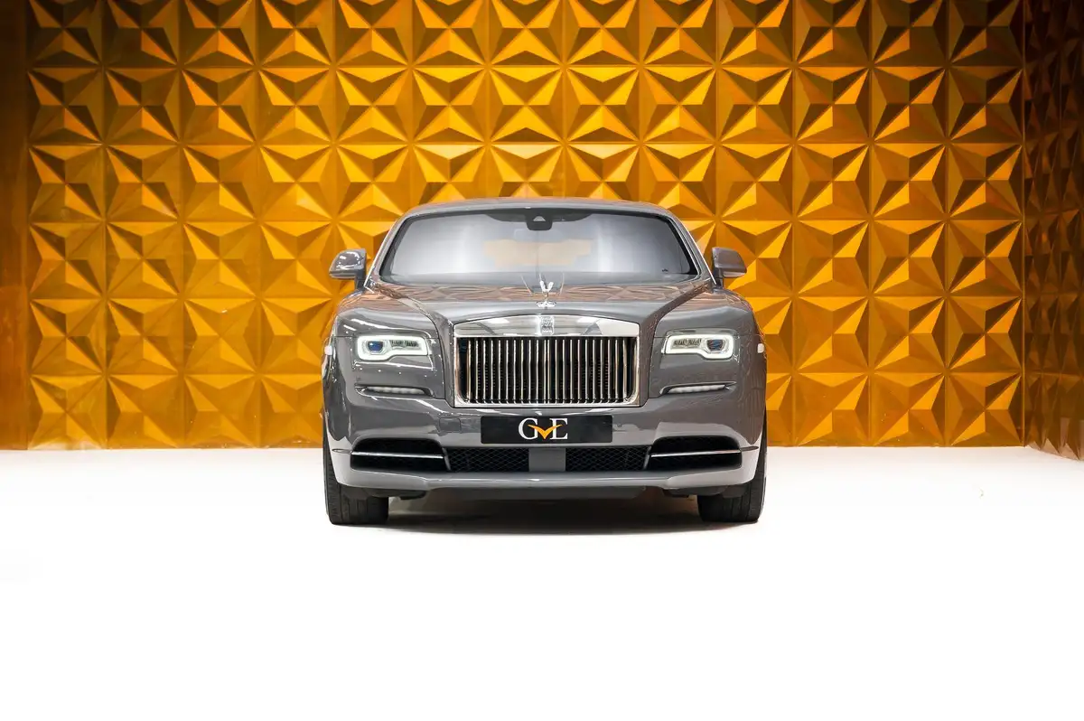2019-rolls-royce-wraith-66-591bhp-big-2