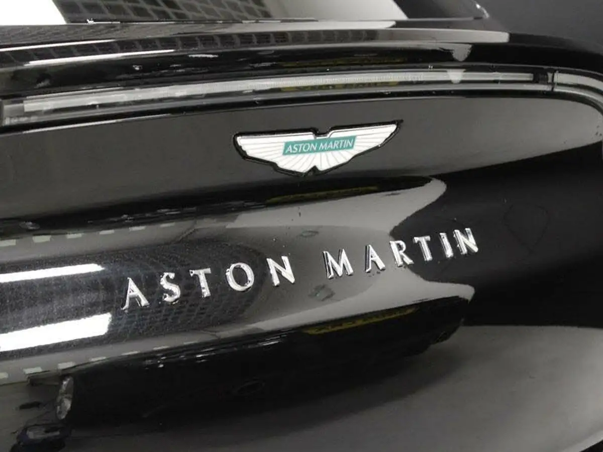 2024-aston-martin-dbx-40-v8-big-6