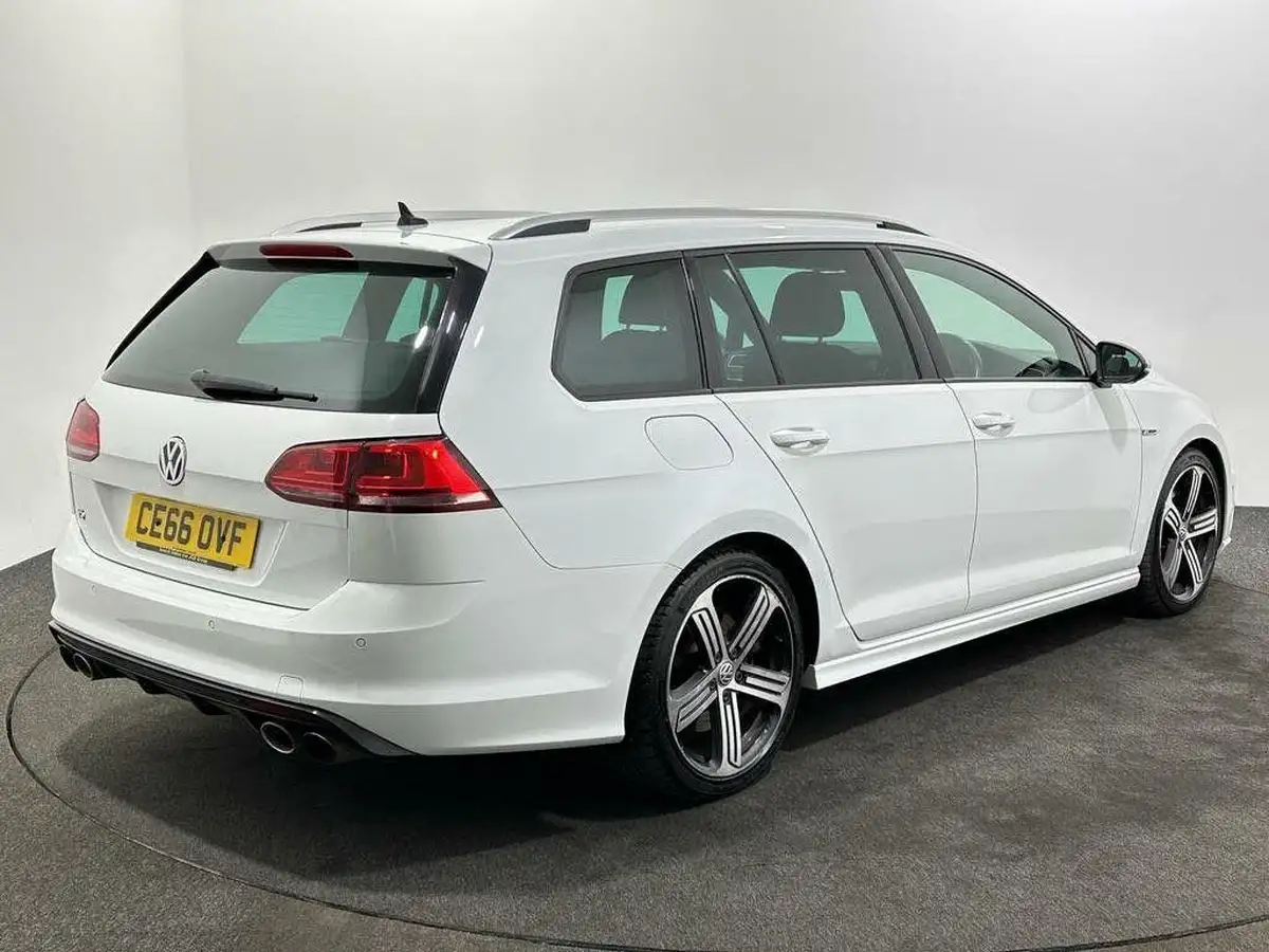 2016-volkswagen-golf-20-tsi-r-4x4-bmtss-estate-5d-dsg-big-6