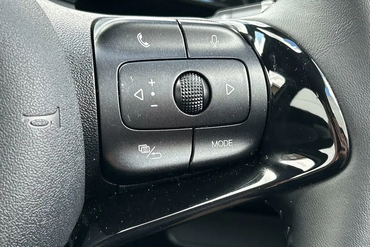 2024-byd-dolphin-e-comfort-big-36