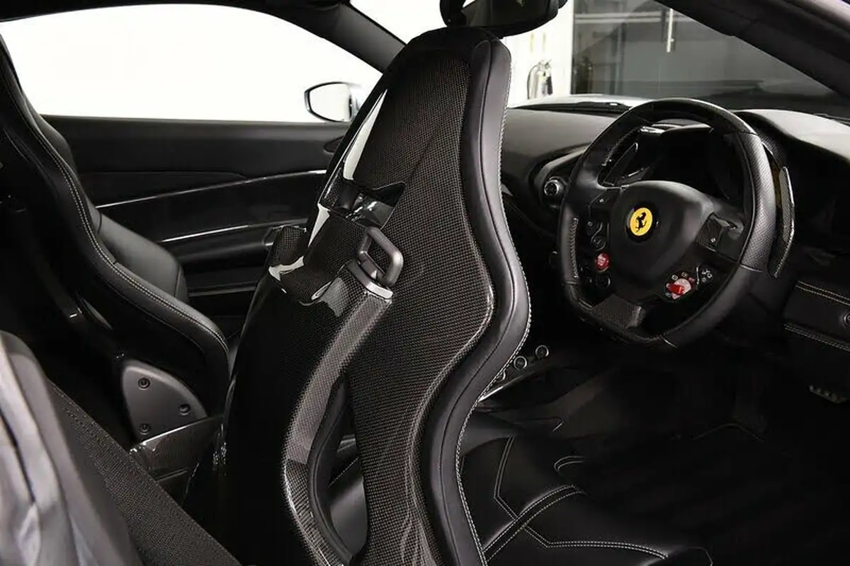 2017-ferrari-488-39-488-gtb-big-8