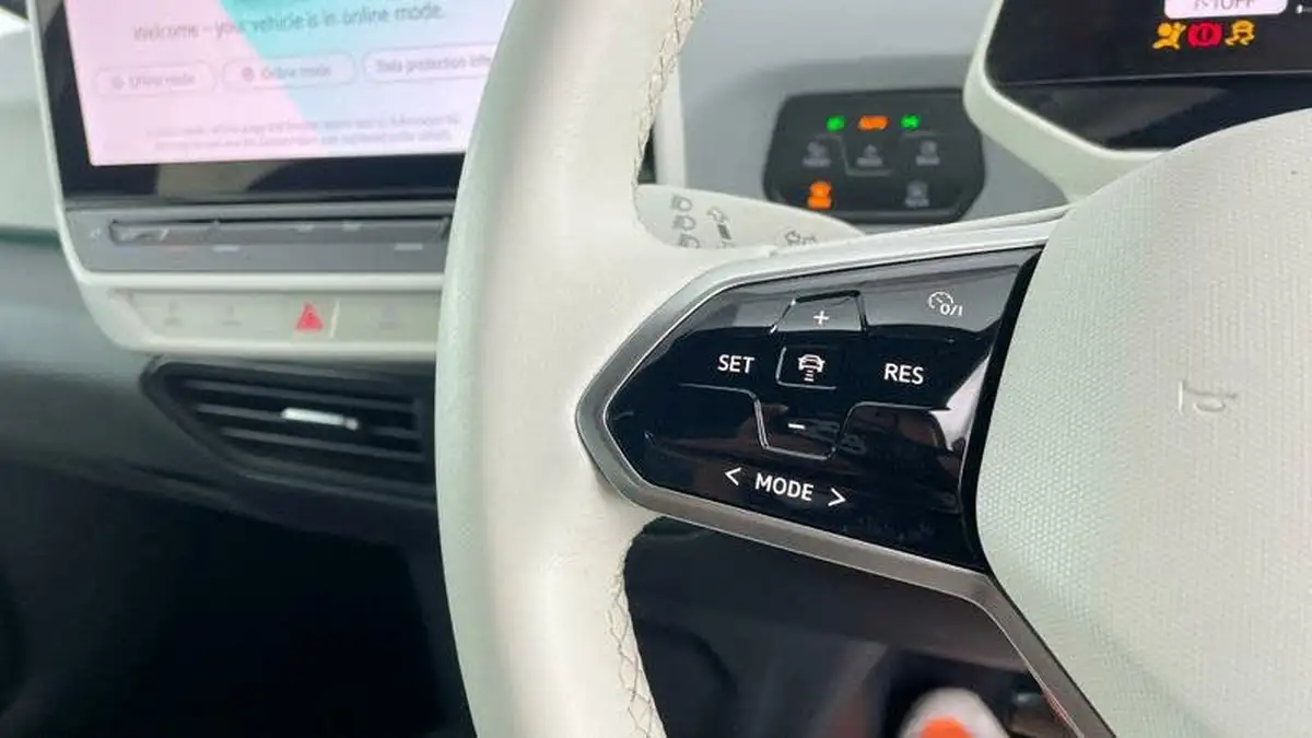 2020-volkswagen-id3-e-first-edition-big-20