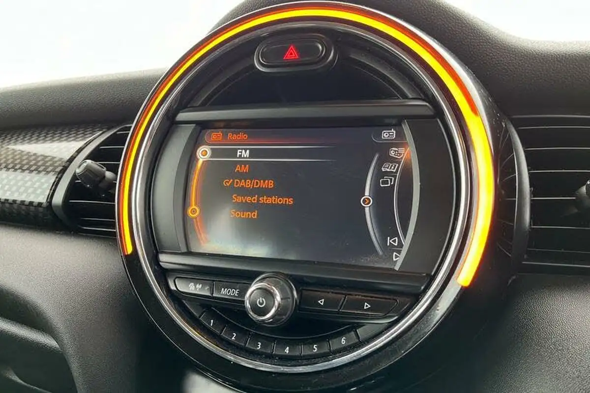 2016-mini-cooper-20td-cooper-sd-170bhp-ss-hatchback-5d-big-29
