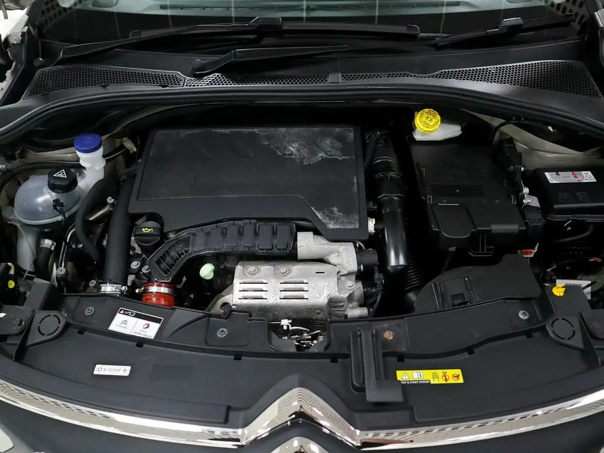 2021-citroen-c3-12-puretech-shine-110ps-big-36